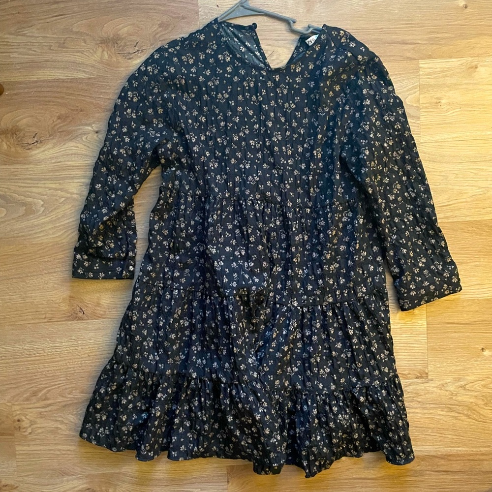 Zara Tiered Floral Dress Small